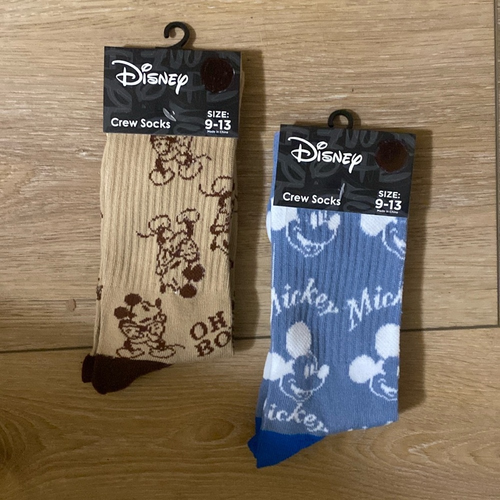 NWT Disney Mickey & Minnie Mouse Crew Socks